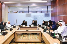 لجنة بـالوطني تعقد حلقة نقاشية حول خدمات الكهرباء والماء وتحقيق استدامتها لأفراد المجتمع