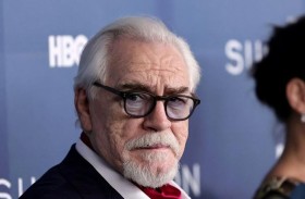 كوكس يدعم كتاب السيناريو المضربين في هوليوود 