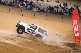 «ليوا الدولي» يختتم فعالياته ويتوج الفائزين في سباق السيارات