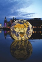 تركيب فني كجزء من احتفالات Eurovision في ألبرت دوك في ليفربول، بريطانيا. (رويترز)