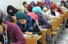 كيف يؤثر نوع الطعام والجو النفسي على تركيز طلاب الثانوية؟
