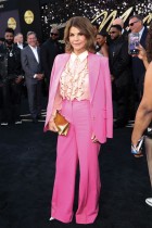 الممثلة الأمريكية لوري لوفلين لدى حضورها العرض الأول لفيلم «مايكل» في مسرح دولبي في هوليوود.ا ف ب 