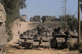 دهستهم الدبابات.. فلسطينية تروي تفاصيل مروعة لمقتل ذويها