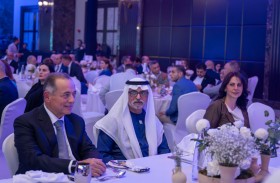 نهيان بن مبارك يحضر العشاء السنوي لمؤسسة التعاون في أبوظبي