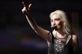 اللغة ليست عائقا في ليلة «لويزا فينك» بجناح البرازيل