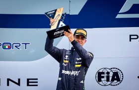 راشد الظاهري يحرز المركز الثاني في بطولة الفورمولا الإقليمية