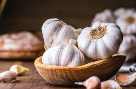 الثوم يساهم في تعزيز المناعة وتنظيم ضغط الدم