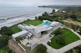 بيونسيه تحتفل بشراء أغلى منزل 