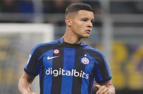 مرسيليا يُبرم صفقته السادسة بضم كاربوني 