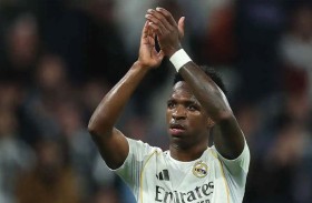 آرسنال ينتهز الفرصة.. 4 أسباب تعجل برحيل فينيسيوس جونيور عن ريال مدريد
