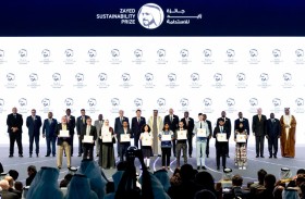 رئيس الدولة يكرم الفائزين العشرة بجائزة زايد للاستدامة 2023.. بمشاركة عدد من القادة ضيوف الدولة