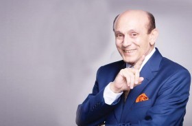 محمد صبحى في البروفات النهائية لمسرحية 