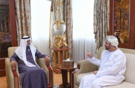 نهيان بن مبارك يستقبل سفير سلطنة عمان