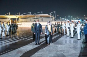 رئيس وزراء العراق يزور واحة الكرامة