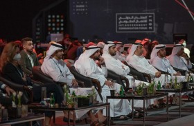 سلطان بن أحمد القاسمي يشهد الجلسة الأولى من فعاليات اليوم الثاني لـلمنتدى الدولي للاتصال الحكومي