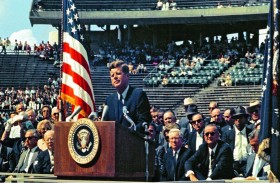 صراع على النفوذ بين إمبراطوريتين أيديولوجيتين متعاديتين