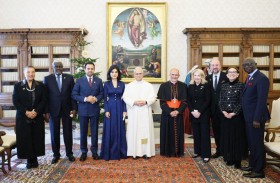 البابا ليو الرابع عشر يستقبل لجنة تحكيم جائزة زايد للأخوة الإنسانية 2026