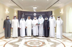 مجلس ضاحية الخروس ومجلس مدينة دبا الحصن يبحثان تكامل الأدوار تحت مظلة دائرة شؤون الضواحي والقرى لخدمات المواطنين 