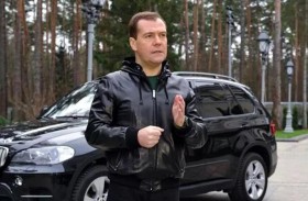 بإمكان ماكرون أن يعاد انتخابه عام 2032...!