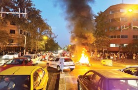 تمدد الاحتجاجات في إيران وارتفاع عدد القتلى 