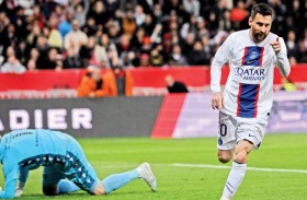 ميسي يحطم رقم رونالدو