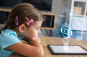كيف تدفع عقول الأطفال «ثمن» استخدام الذكاء الاصطناعي مرتين؟