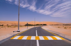 إنجاز مشروع طرق جديدة في محاضر ليوا الغربية لتعزيز التنمية المستدامة