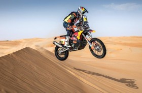 بيترهانسيل يستمر في الطليعة وسوندرلاند يتألق في رالي أبوظبي الصحراوي