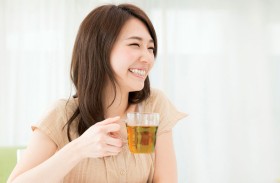 منها شرب الشاي الأخضر..  8 عادات يابانية تمنحك الصحة