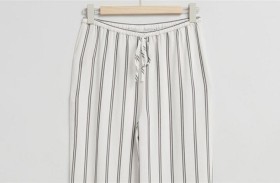 بنطلون القماش المقلم نجم صيف 2023