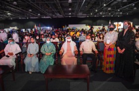 نهيان بن مبارك يشهد في دبي احتفال أبناء الجالية الفلبينية بذكرى استقلال بلادهم