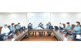 اللواء علي بن علوان يوجه بتطوير الخدمات الشرطية 