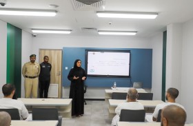 شرطة دبي تحتفي بالأسبوع الخليجي الموحد للنزيل 2025