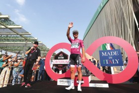 بيتير ساجان يتوج بطلا لسباق «طواف إيطاليا» للدراجات الهوائية في إكسبو 2020 دبي