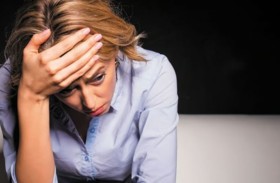 التنهدات المتكررة علامة على القلق الشديد