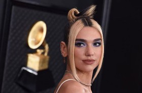 دوا ليبا المغنية الأعلى دخلاً ببريطانيا