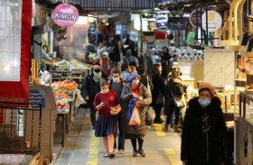 إسرائيل تحل مشكلة التصويت في زمن الجائحة بمراكز للاقتراع من السيارة