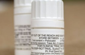 أول دولة في العالم تشرع منح عقار النشوة للمرضى