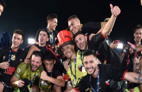 كولون يتصدر بفوزه على خيمناسيا لابلاتا بالدوري الأرجنتين 