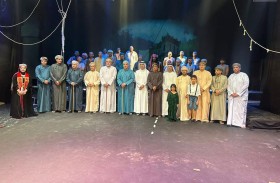 رواية الشيخ الأبيض لسلطان القاسمي في عرض مسرحي عماني جديد