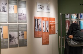 الأرشيف والمكتبة الوطنية يخصص ركناً لصور تاريخية للشيخ زايد التقطتها عدسة ثيسيجر