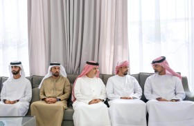 عمار بن حميد يقدم واجب العزاء في وفاة فاطمة سعد المهري