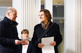  انتخابات في ألمانيا تحت ضغط اليمين المتطرف ودونالد ترامب 