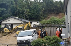 إخلاء مناطق في جنوب غرب اليابان بعد فيضانات 