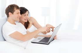 خبراء ينصحون.. منصات التواصل سموم يجب الاستراحة منها