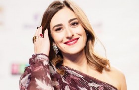 أمينة خليل امرأة عجوز فى فيلم 