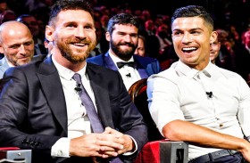 صيف للتاريخ.. ميسي في سان جيرمان ورونالدو يعود ليونايتد 