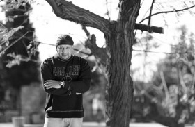 عصام كاريكا: 