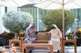 محمد بن راشد ومحمد بن زايد يناقشان مسيرة التطوير والتنمية الشاملة في الدولة