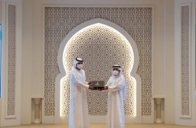 دائرة شؤون الضواحي والقرى تكرم سبعة من موظفيها شاركوا في خط الدفاع الأول